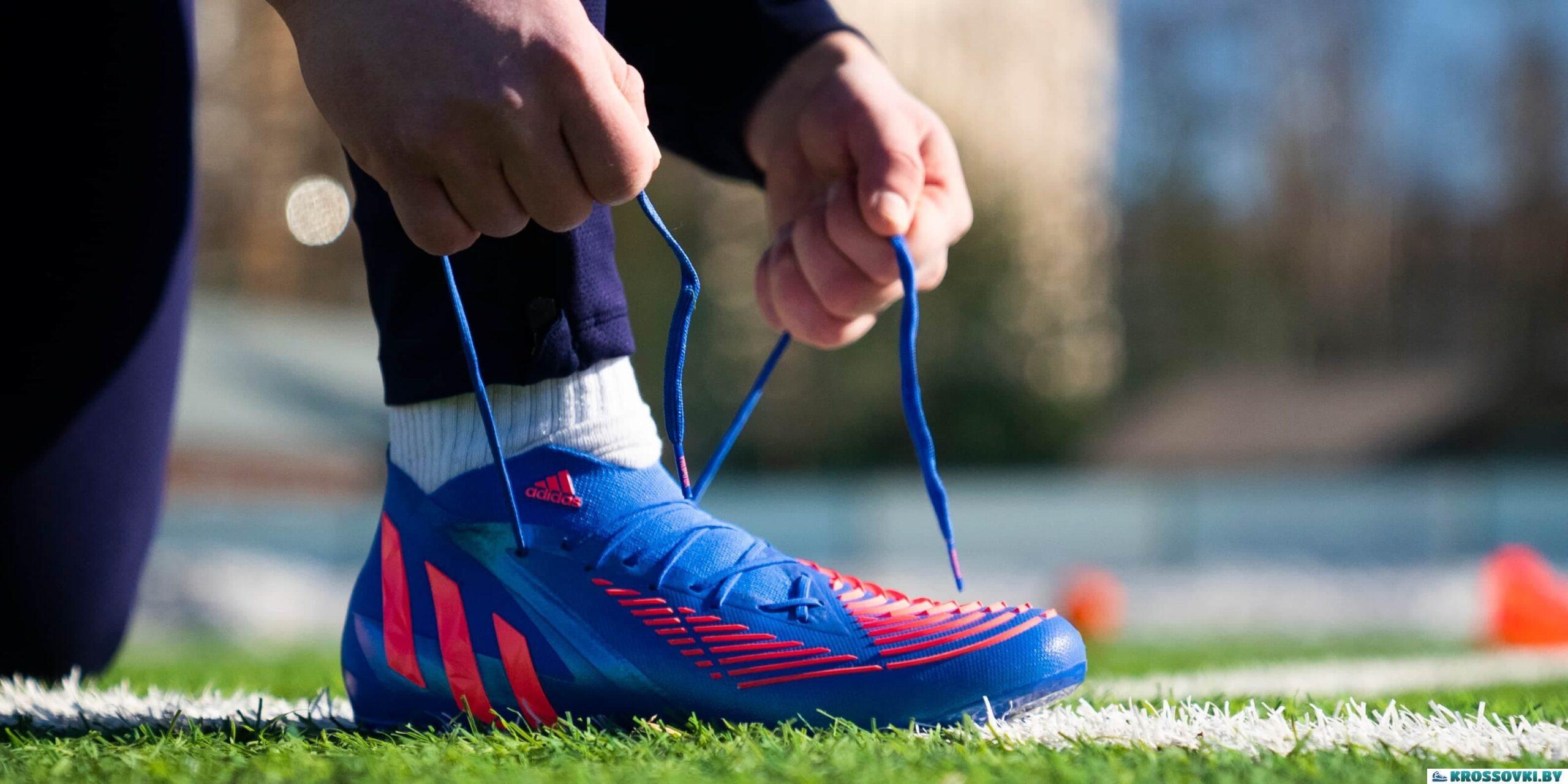 Как выбрать футбольные бутсы