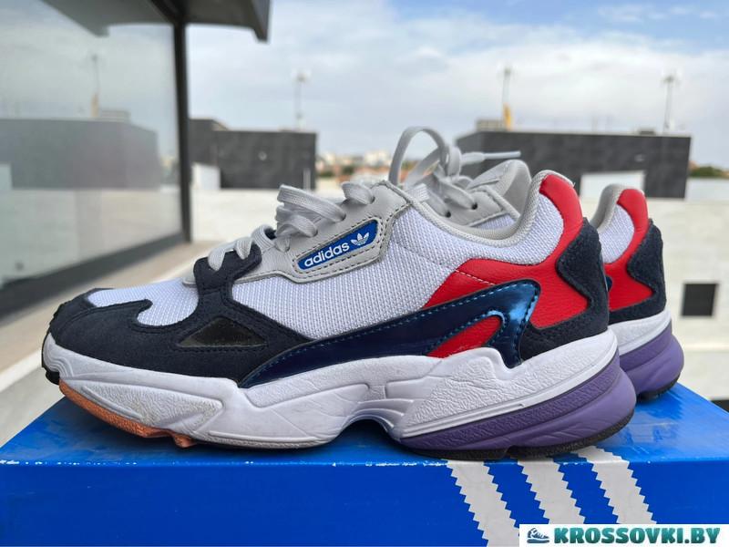 Adidas Falcon